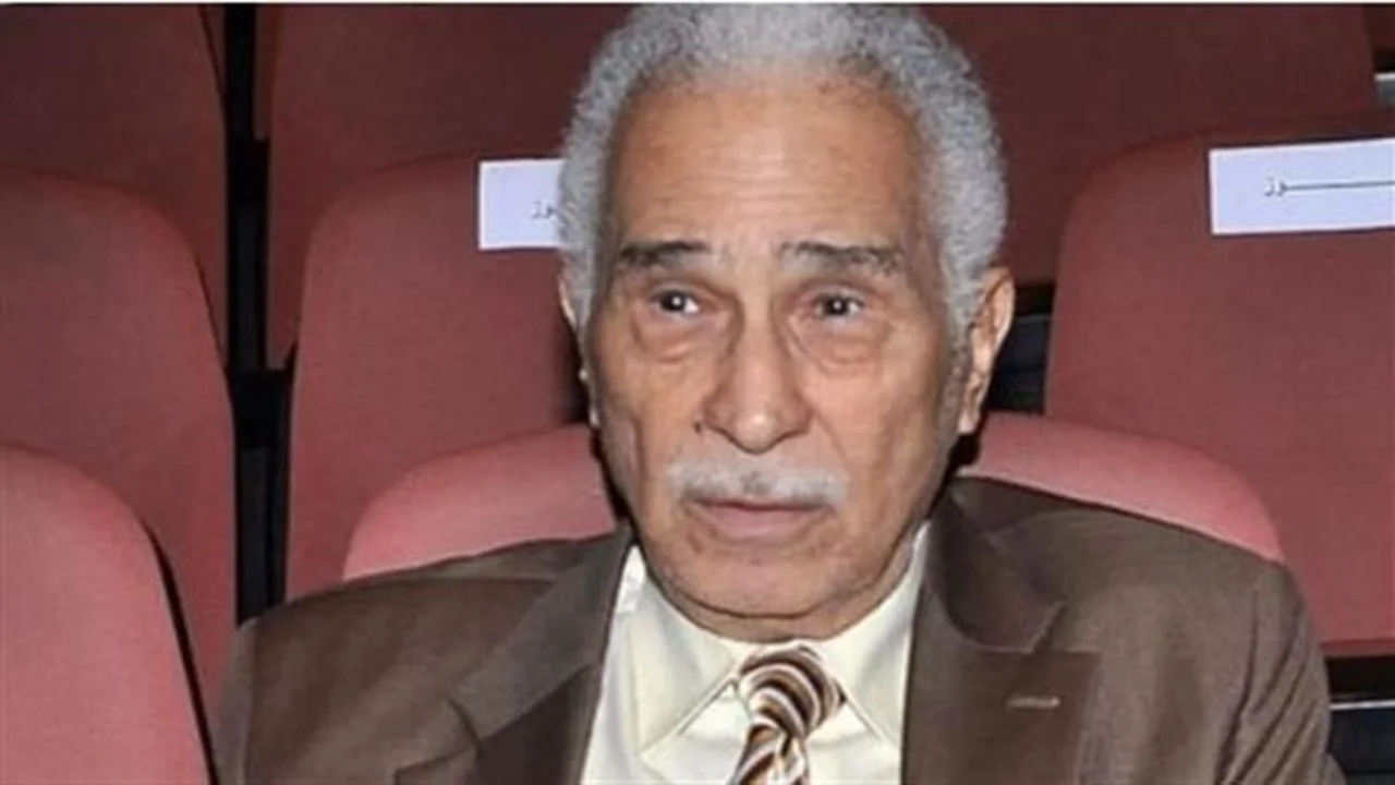أزمة صحية.. كواليس دعم الوسط الفني للفنان عبدالرحمن أبو زهرة بعد دخوله المستشفى